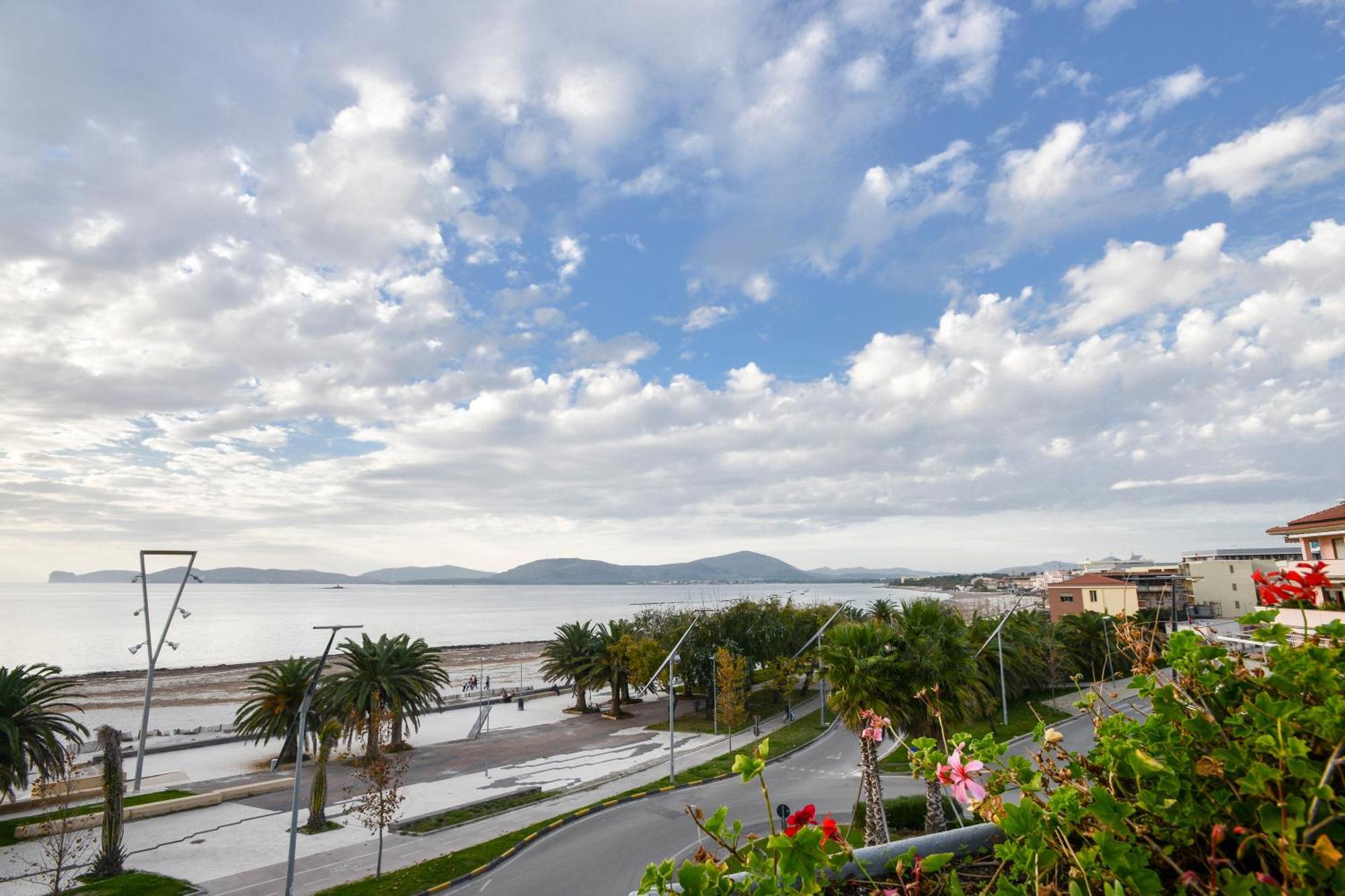 Diamond Garibaldi Apartment Alghero Exterior photo
